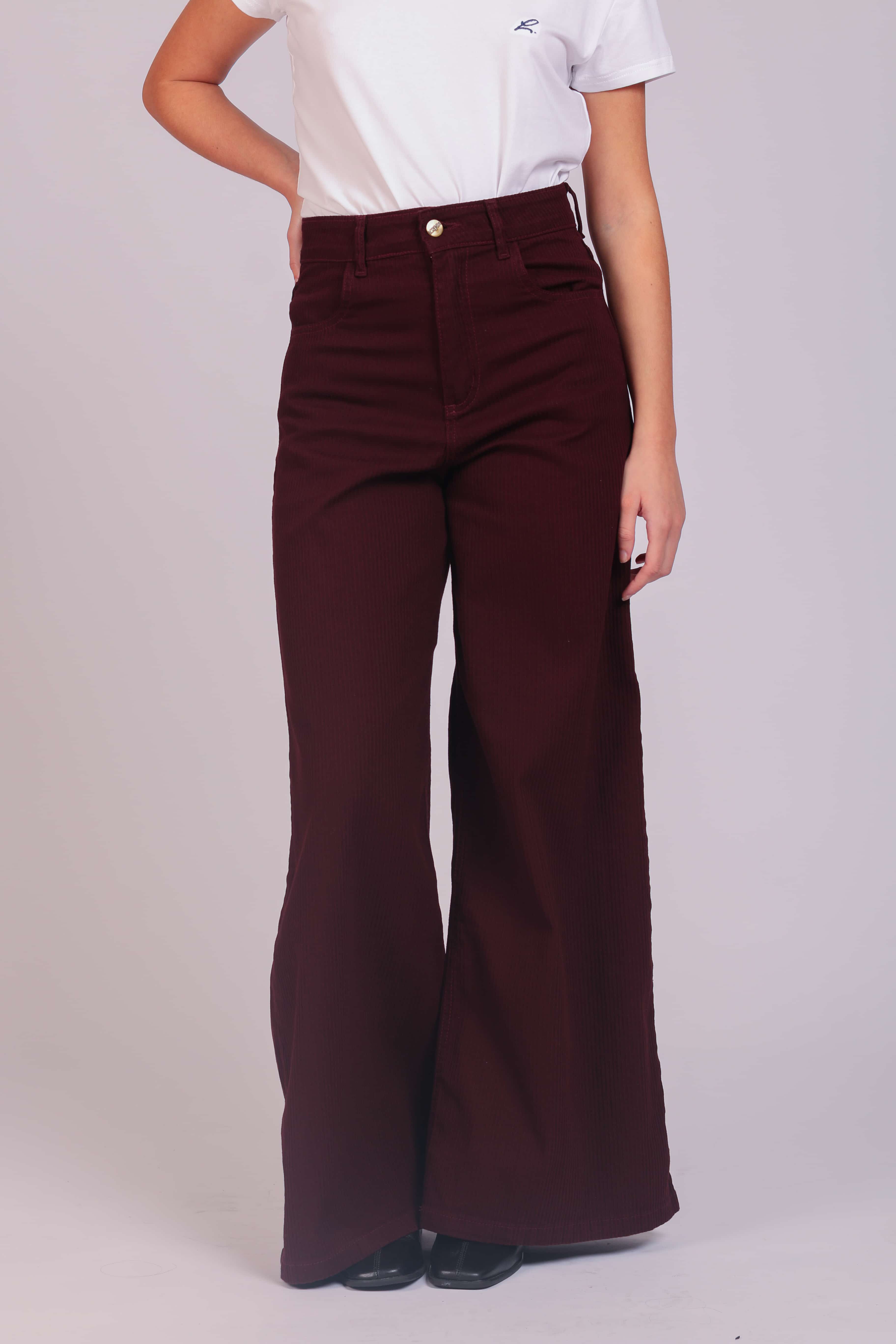 Pantalón wide leg pana